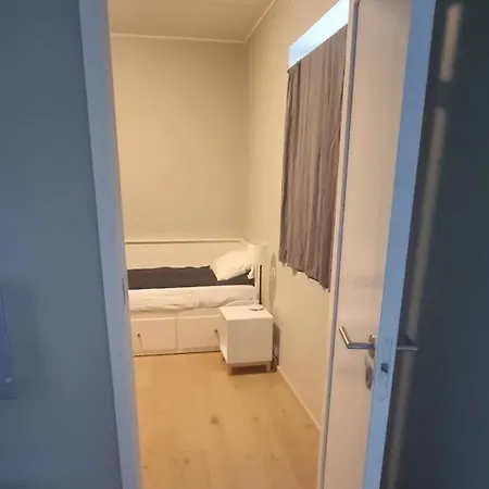 Alloggio in famiglia 8sq Mts Room01 Seaside Lervig-park